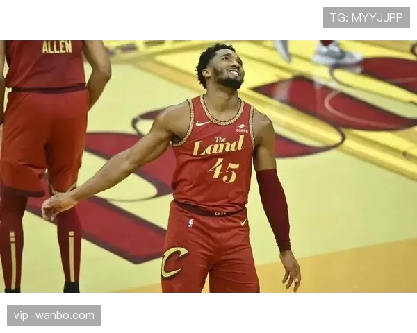 骑士团队篮球效果显著 米切尔马克西后场组合默契