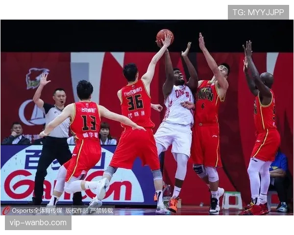 青岛对阵辽宁加时赛拉锯 双方三次平局战至最后时刻