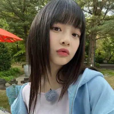 成艳